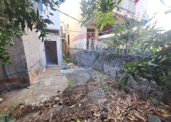 Giardino - Casa indipendente via Calvario
 
65, Fiumefreddo di Sicilia - foto 15