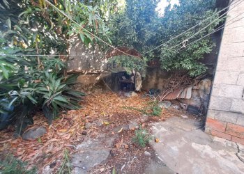 Giardino - Casa indipendente via Calvario
 
65, Fiumefreddo di Sicilia - foto 17