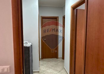 Hall / corridoio - Appartamento VIA XXXI MAGGIO
 
104, Catania - foto 17