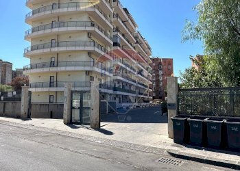 Edificio all\'aperto - Appartamento VIA XXXI MAGGIO
 
104, Catania - foto 25