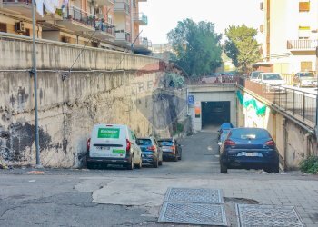 Edificio all\'aperto - Warehouse viale mario rapisardi
260, Catania - photo 2