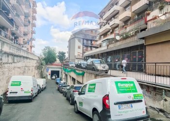 Edificio all\'aperto - Warehouse viale mario rapisardi
260, Catania - photo 4