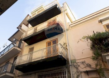 Edificio all\'aperto - Casa indipendente via primo lano
 
32, Villabate - foto 1