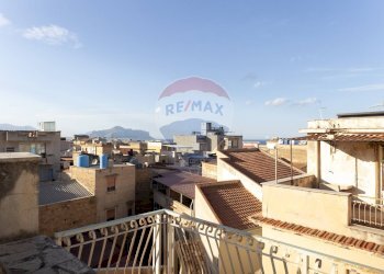 Balcone - Casa indipendente via primo lano
 
32, Villabate - foto 29