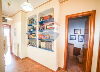 Hall / corridoio - Appartamento Via Generale Ciancio
 
10, Piazza Armerina - foto 14