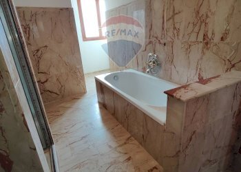 Bagno - Appartamento Via Generale Ciancio
 
10, Piazza Armerina - foto 17