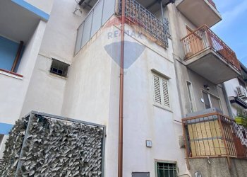 Edificio all\'aperto - Casa indipendente via Cristofolo colombo
 
5, Sant'Alessio Siculo - foto 24