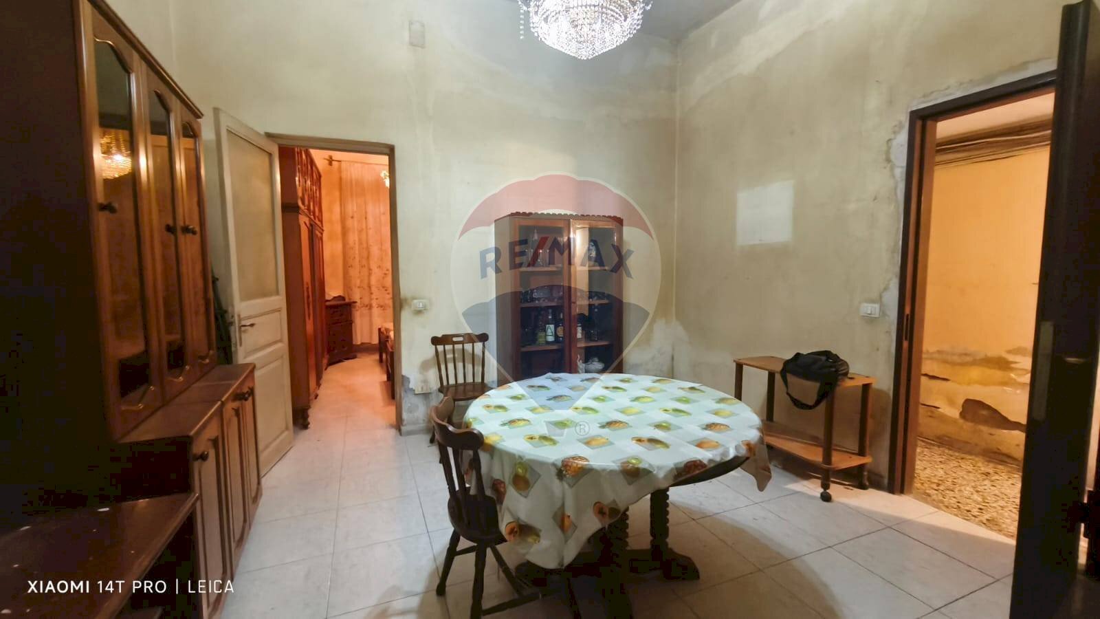 Sala da pranzo - Quadrilocale VIA FRANCESCO CONFALONIERI
 
13, Catania - foto 1