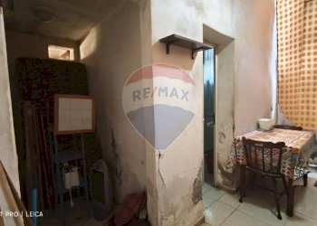 Balcone - Quadrilocale VIA FRANCESCO CONFALONIERI
 
13, Catania - foto 4