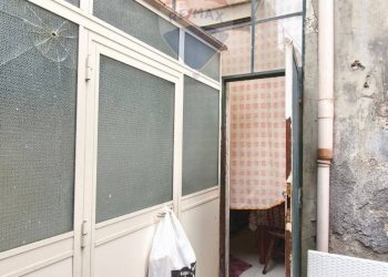 Terrazza - Quadrilocale VIA FRANCESCO CONFALONIERI
 
13, Catania - foto 7