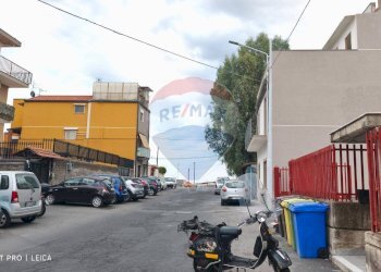 Edificio all\'aperto - Quadrilocale VIA FRANCESCO CONFALONIERI
 
13, Catania - foto 12