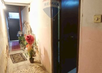 Hall / corridoio - Quadrilocale VIA FRANCESCO CONFALONIERI
 
13, Catania - foto 16