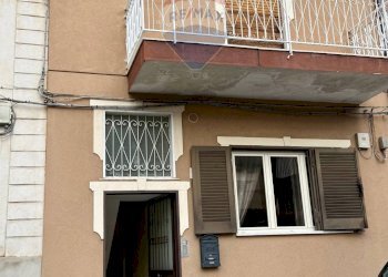 Edificio all\'aperto - Appartamento Via Pedara
 
11, Catania - foto 1