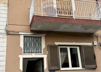 Edificio all\'aperto - Appartamento Via Pedara
 
11, Catania - foto 5