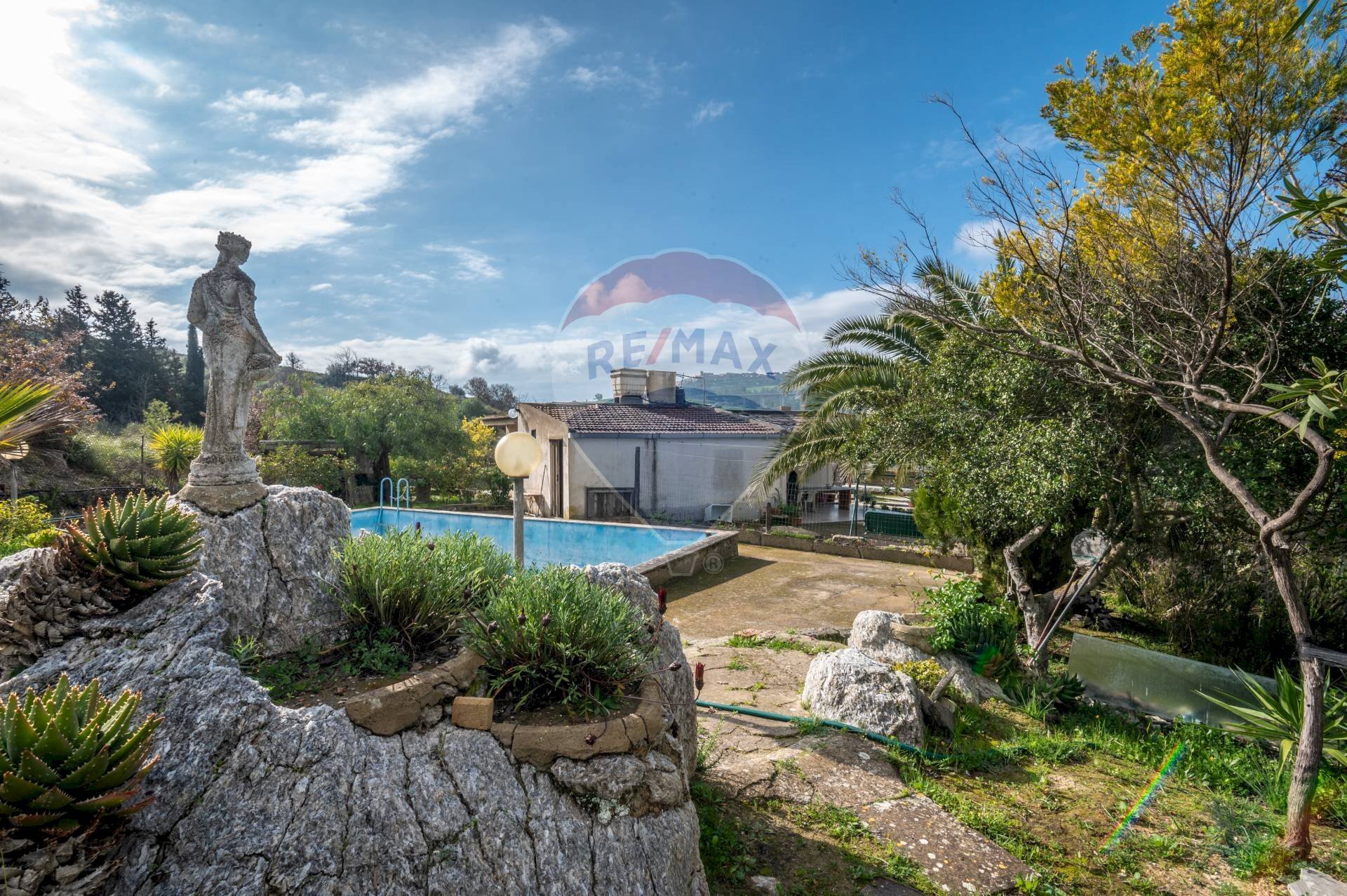 Piscina - Villa Contrada Caldaia SS417
 
snc, Caltagirone - foto 2