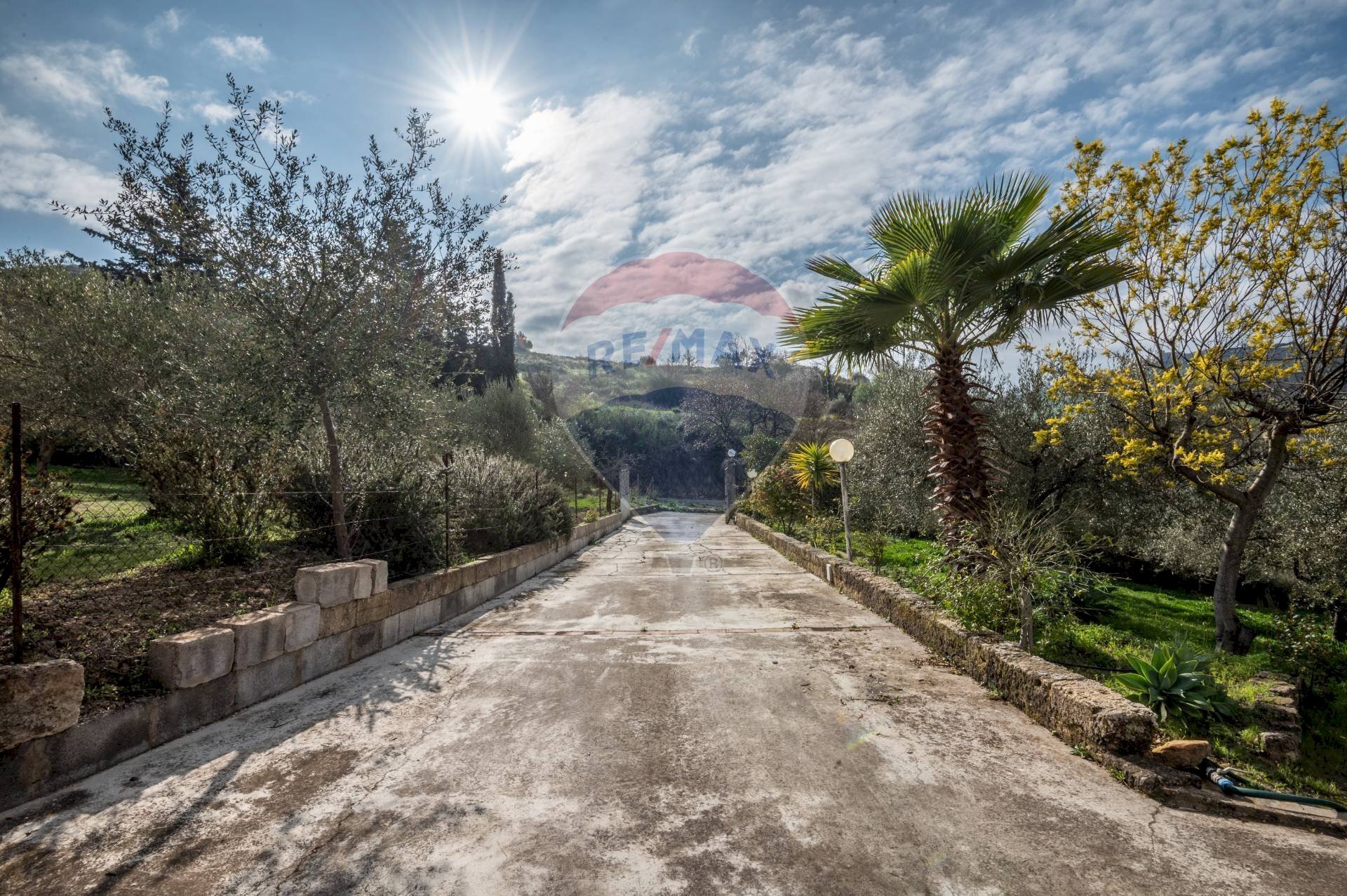 Vista delle montagne - Villa Contrada Caldaia SS417
 
snc, Caltagirone - foto 3