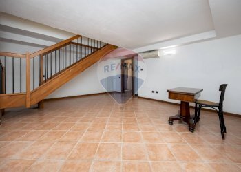 Soggiorno - Locale Commerciale Via Alessandro Manzoni
 
14, Seveso - foto 14