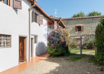 Casa all\'aperto - Casa semi indipendente Località Olmo
 
116, Reggello - foto 1