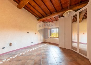 Stanza vuota - Casa semi indipendente Località Olmo
 
116, Reggello - foto 7