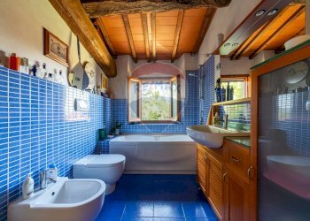 Bagno - Casa semi indipendente Località Olmo
 
116, Reggello - foto 9