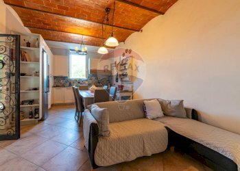 Sala da pranzo - Casa semi indipendente Località Olmo
 
116, Reggello - foto 17