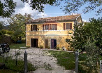 Casa all\'aperto - Casa indipendente Via Tufi
 
14, Maiolati Spontini - foto 1