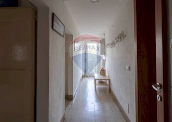 Hall / corridoio - Casa indipendente Via Tufi
 
14, Maiolati Spontini - foto 10