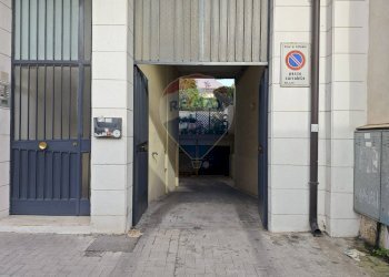 Edificio all\'aperto - Box Via Malta
 
58, Catania - foto 3