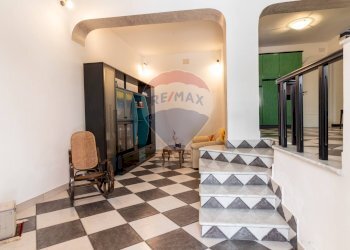 Ricezione / Lobby - Casa indipendente via  Nuova
 
25, Malvagna - foto 3