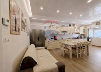 Sala da pranzo - Bilocale Via Enrico Toti
 
42, Manfredonia - foto 6