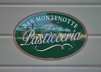 Dettagli - Bar Tavola Calda - Fredda Piazza della Vittoria
 
28, Cairo Montenotte - foto 3