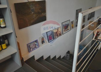 Scale - Bar Tavola Calda - Fredda Piazza della Vittoria
 
28, Cairo Montenotte - foto 27