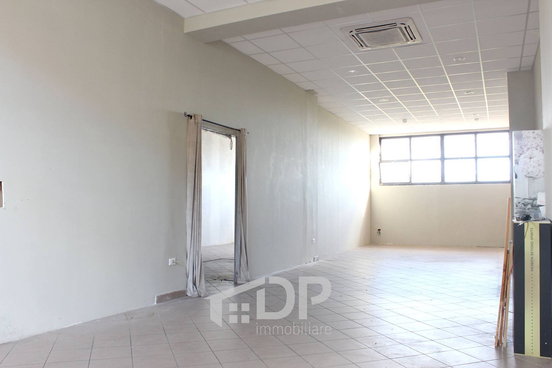 Foto 3 - Locale Commerciale Viale Giovanni XXIII
 
snc, Palombara Sabina - foto 3