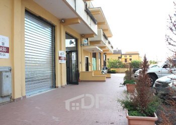 Foto 15 - Locale Commerciale Viale Giovanni XXIII
snc, Palombara Sabina - foto 15