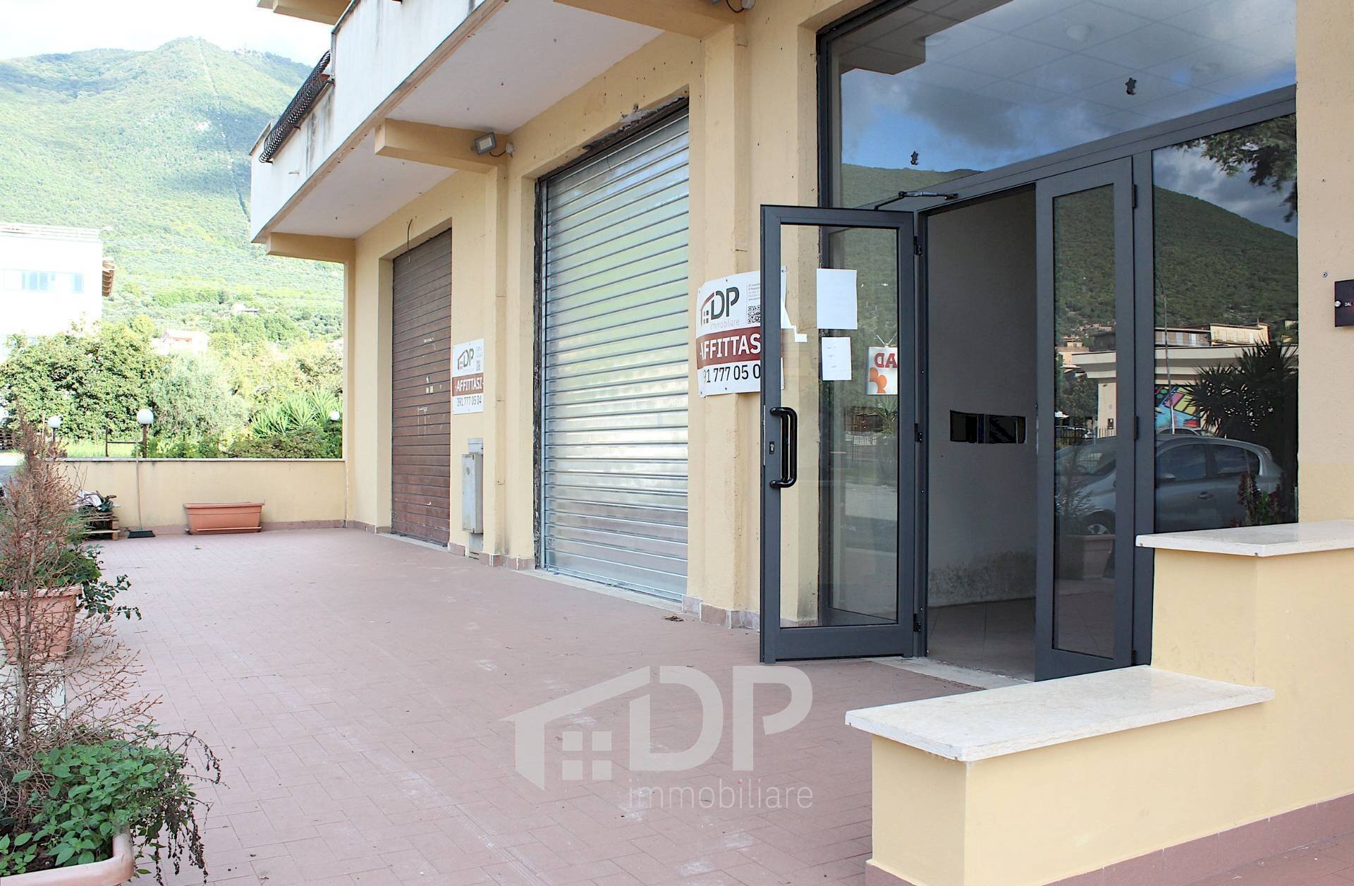 Foto 2 - Locale Commerciale Viale Giovanni XXIII
 
snc, Palombara Sabina - foto 2