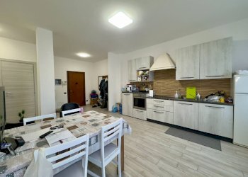 Soggiorno - Four-room apartment VIA PADOVA
353, Milano - photo 1