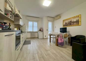 Soggiorno - Four-room apartment VIA PADOVA
353, Milano - photo 6