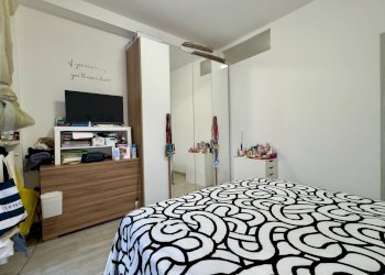Camera da letto - Four-room apartment VIA PADOVA
353, Milano - photo 12