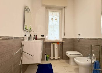 Bagno - Four-room apartment VIA PADOVA
353, Milano - photo 16