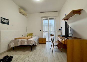 Camera da letto - Four-room apartment VIA PADOVA
353, Milano - photo 24