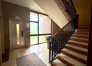 Interno palazzo - Four-room apartment VIA PADOVA
353, Milano - photo 36