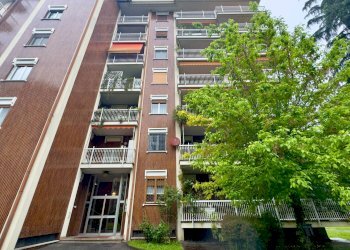 Facciata - Four-room apartment VIA PADOVA
353, Milano - photo 39