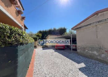 ESTERNO - Casa semi indipendente Via Alteta, Massa - foto 5