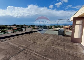 Terrazza - Trilocale via Ugo Festini
 
20, Paderno d'Adda - foto 4