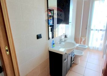 Bagno - Trilocale via Ugo Festini
 
20, Paderno d'Adda - foto 10