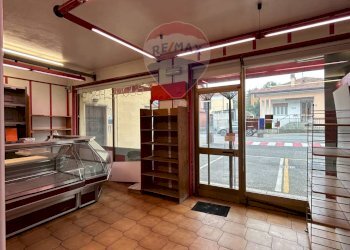 Parcheggio - Locale Commerciale viale Giuseppe Verdi
 
18, Merate - foto 10