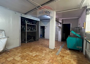 Parcheggio - Locale Commerciale viale Giuseppe Verdi
 
18, Merate - foto 17