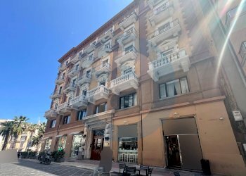 Foto 1 - Locale Commerciale Via Argiro
 
10, Bari - foto 1