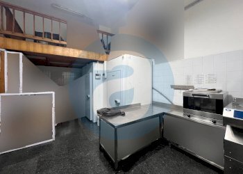 Foto 4 - Locale Commerciale Via Argiro
 
10, Bari - foto 4