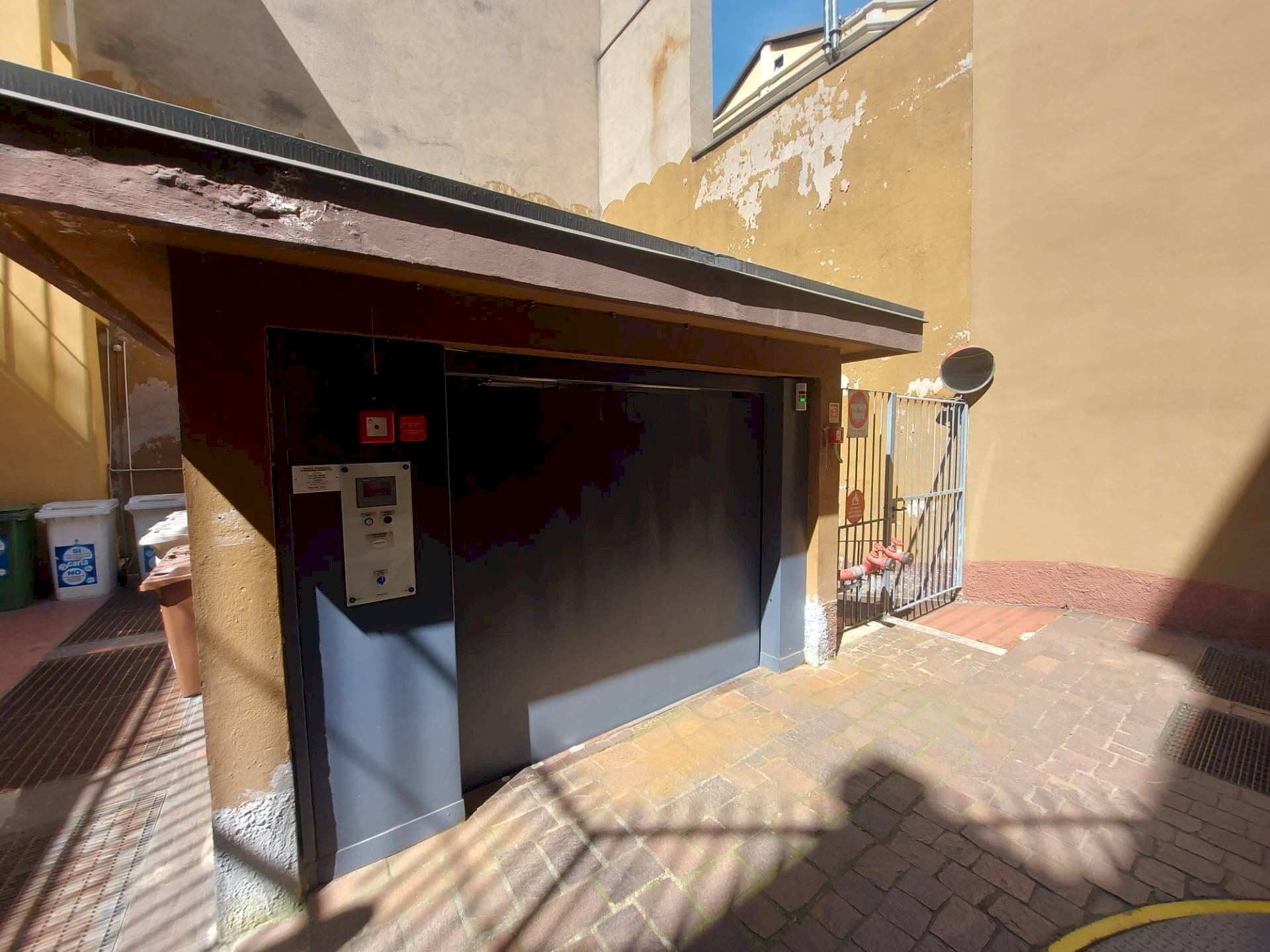 Foto 3 - Box Via Lodovico Mancini
 
1, Milano - photo 3